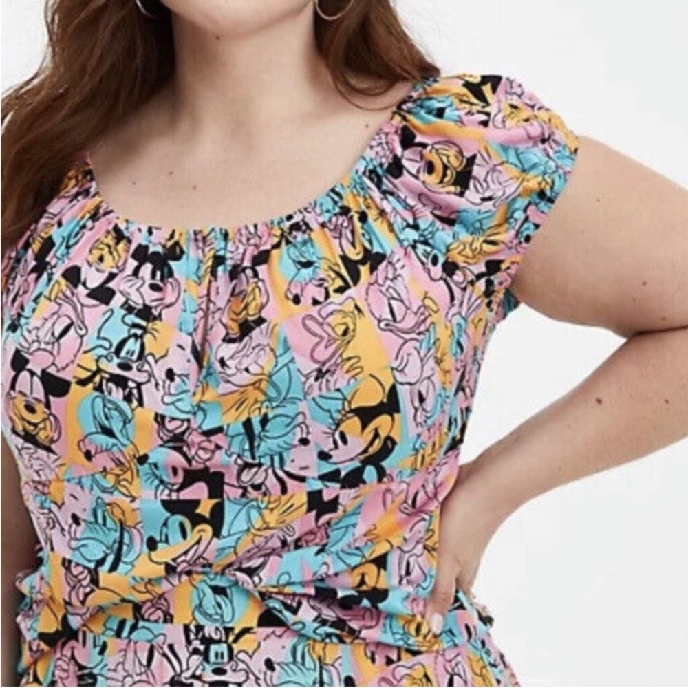 NWT Torrid Disney Mickey & Friends Retro Off Shoulder Top Size 2.